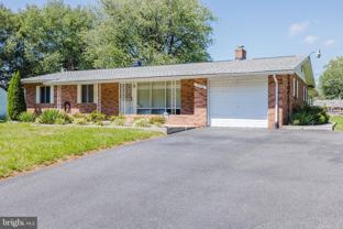 306 E Belcrest Rd - Photo 1 of 1