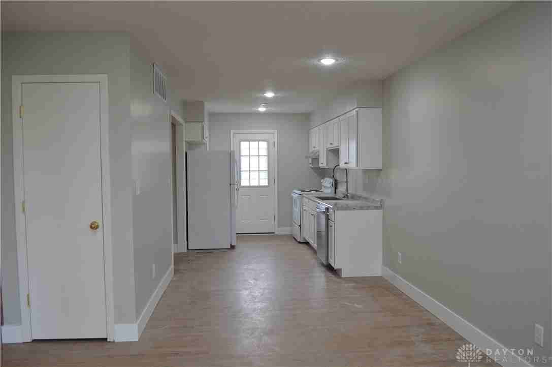 8344 Woodgrove Ct - Photo 3 of 12