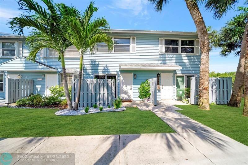 1997 Ne 15th Ave - Photo 2 of 49