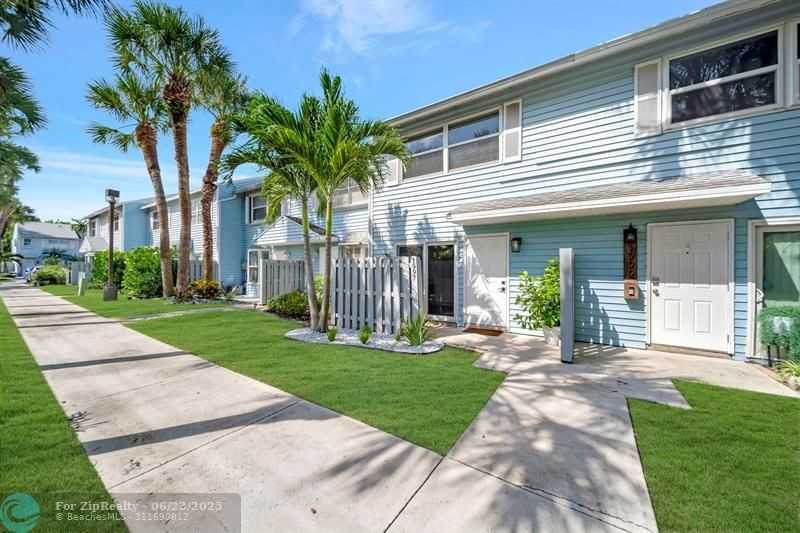 1997 Ne 15th Ave - Photo 3 of 49