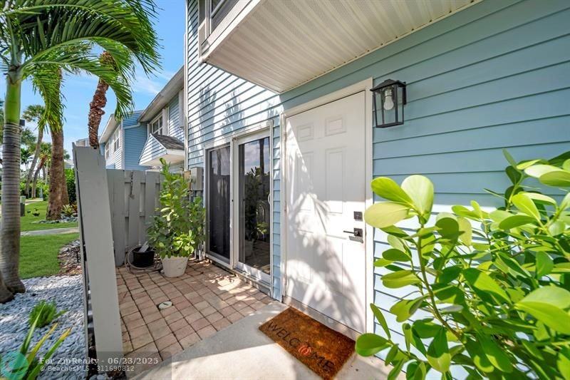 1997 Ne 15th Ave - Photo 5 of 49