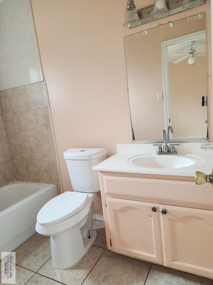 1803 Turqueza Dr Unit B - Photo 5 of 13