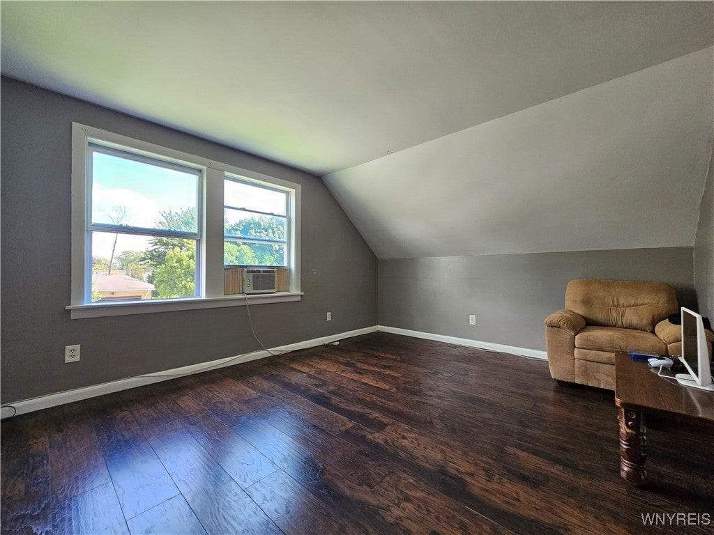 191 Orchard Pl - Photo 5 of 19