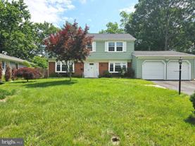 4025 Chelmont Ln - Photo 1 of 1