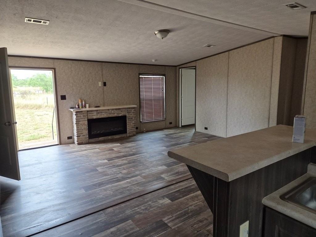 2554 Obryan Ln - Photo 2 of 11