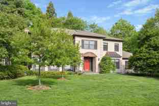 805 E Gravers Ln - Photo 1 of 1
