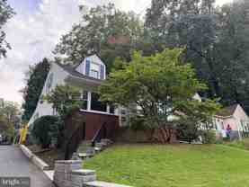 823 Edge Hill Rd - Photo 1 of 1