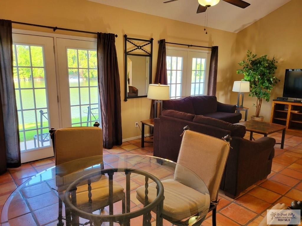 114 Balboa Rd - Photo 7 of 12