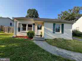 143 Dowell J Cir - Photo 1 of 1