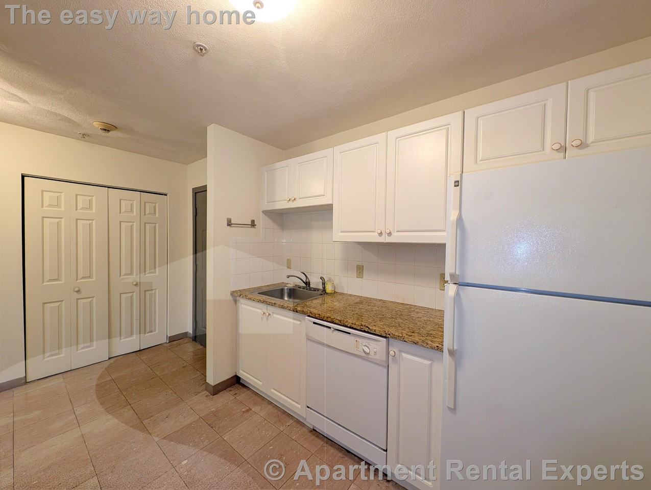 373 Highland Ave #202 - Photo 3 of 10