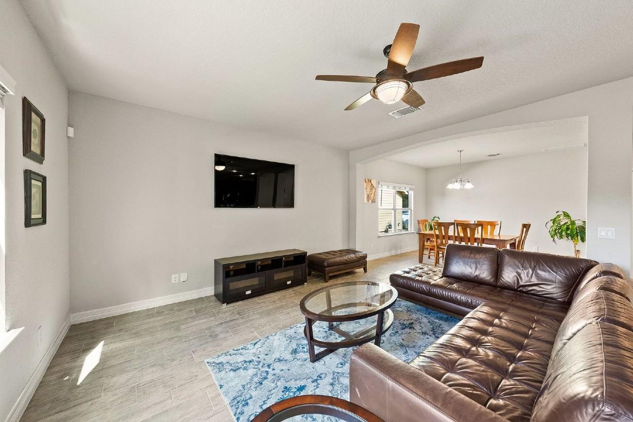 10410 Pecan Crst - Photo 5 of 50