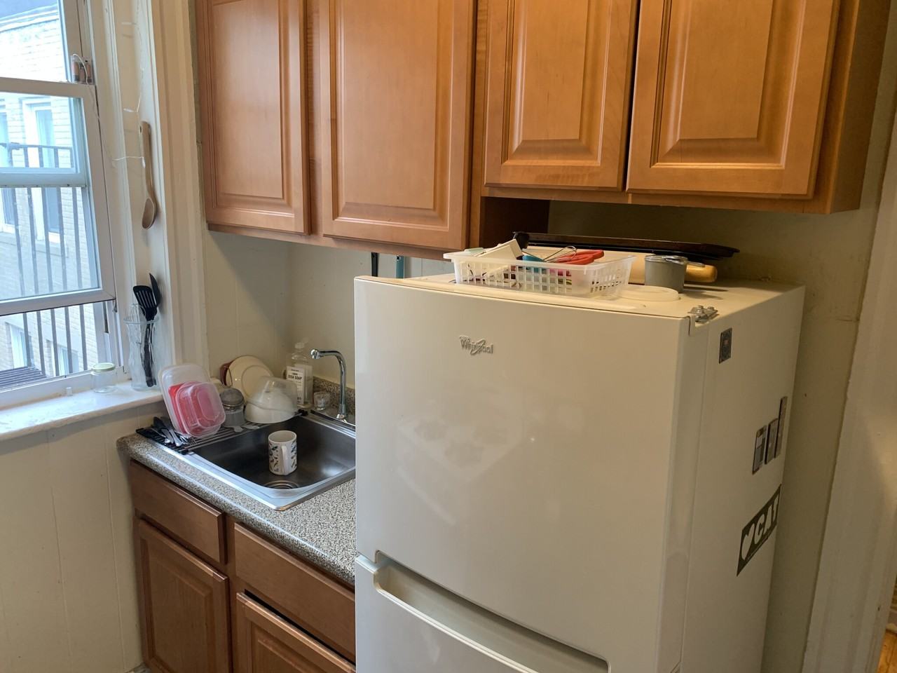 68 Woodstock Ave #14 - Photo 5 of 12