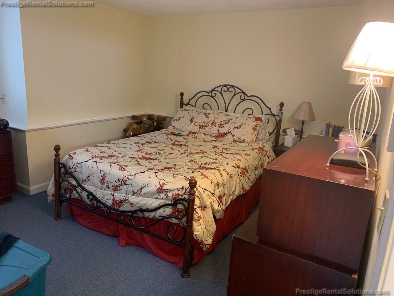 740 Central St #H1 - Photo 3 of 10