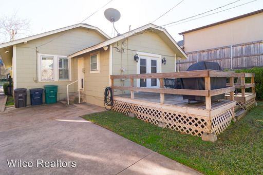 4820 Dexter Ave - Photo 2 of 12