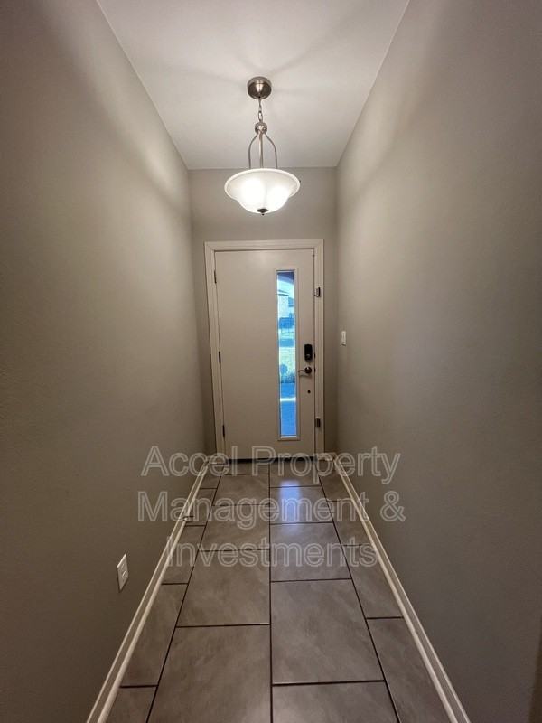 1960 Retama Street - Photo 2 of 19