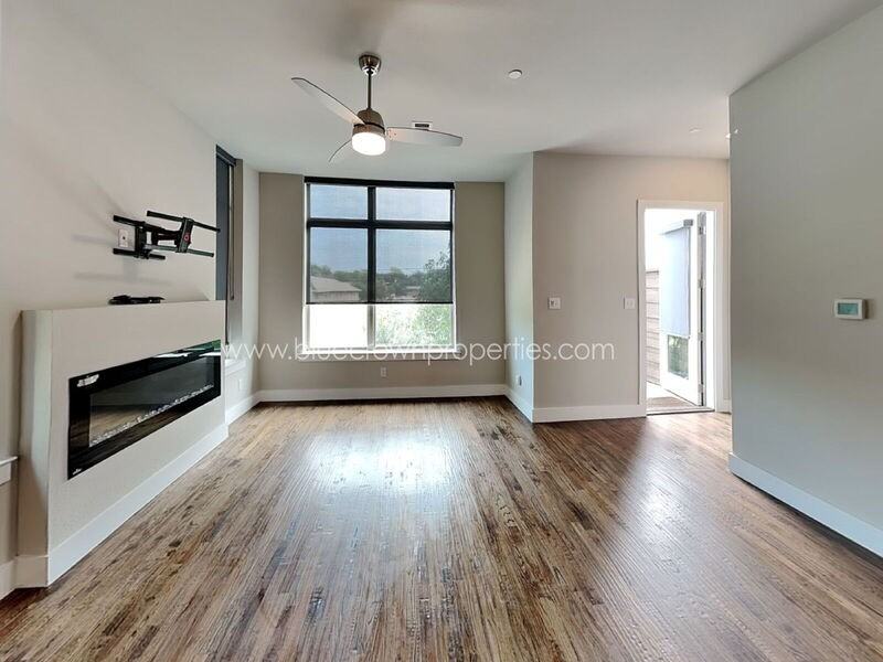 13229 Goodland St - Photo 2 of 21