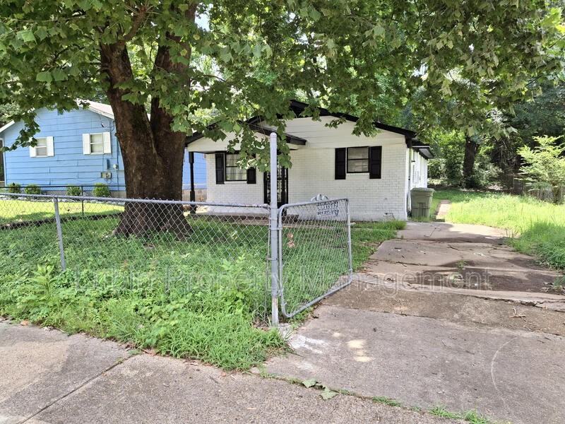 753 King Ave - Photo 2 of 6