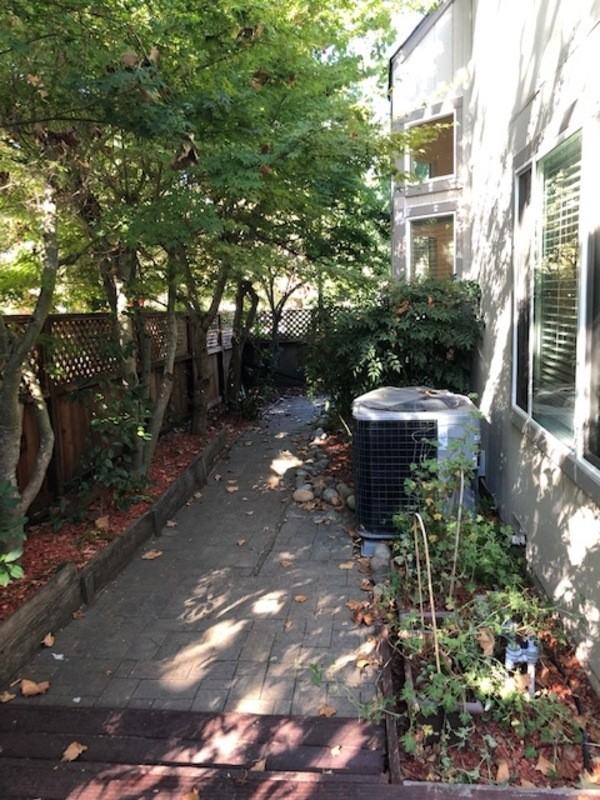 1304 Foothill Drive - Photo 7 of 22