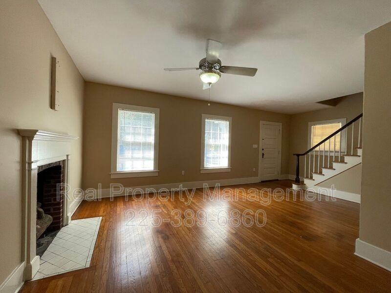 755 Arlington Ave - Photo 3 of 31
