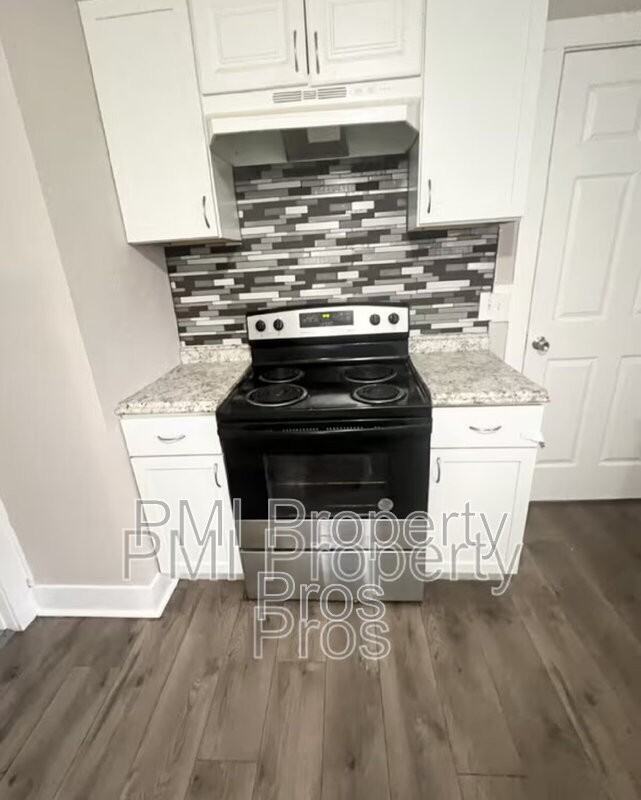 4678 N 49th St - Photo 5 of 8
