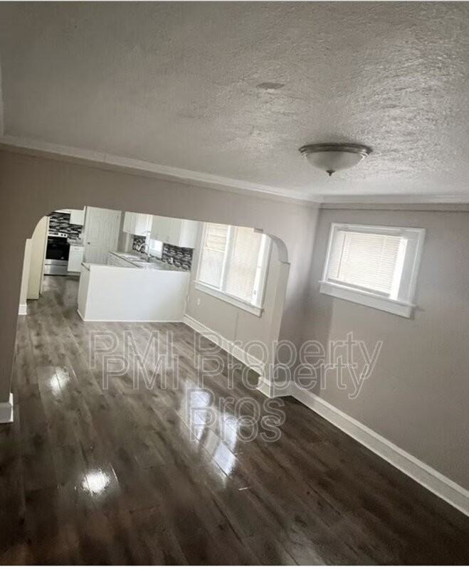 4678 N 49th St - Photo 7 of 8
