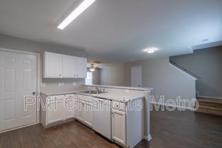 1525 Crandon Dr - Photo 1 of 1