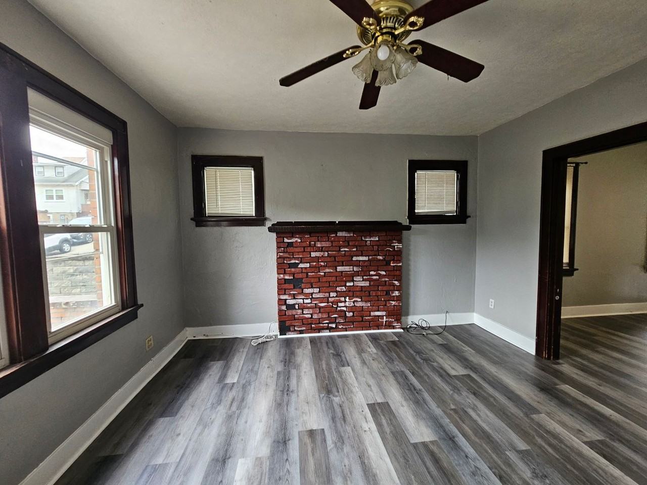 285 Lelia St - Photo 2 of 12