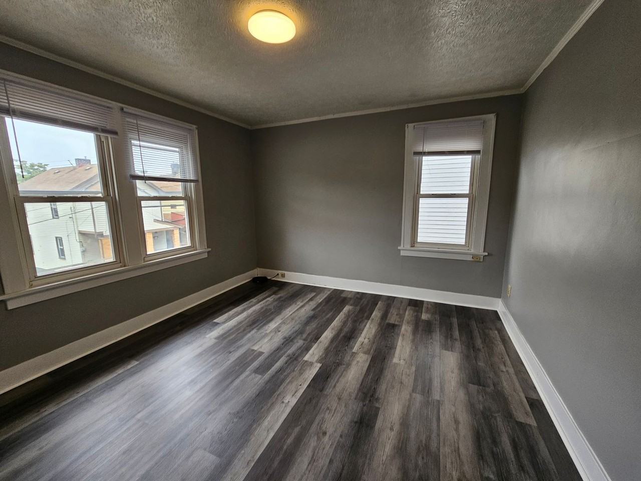 285 Lelia St - Photo 7 of 12