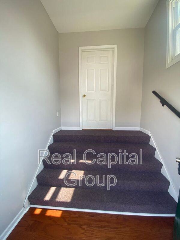 41 Pleasant Parkway - Photo 5 of 16