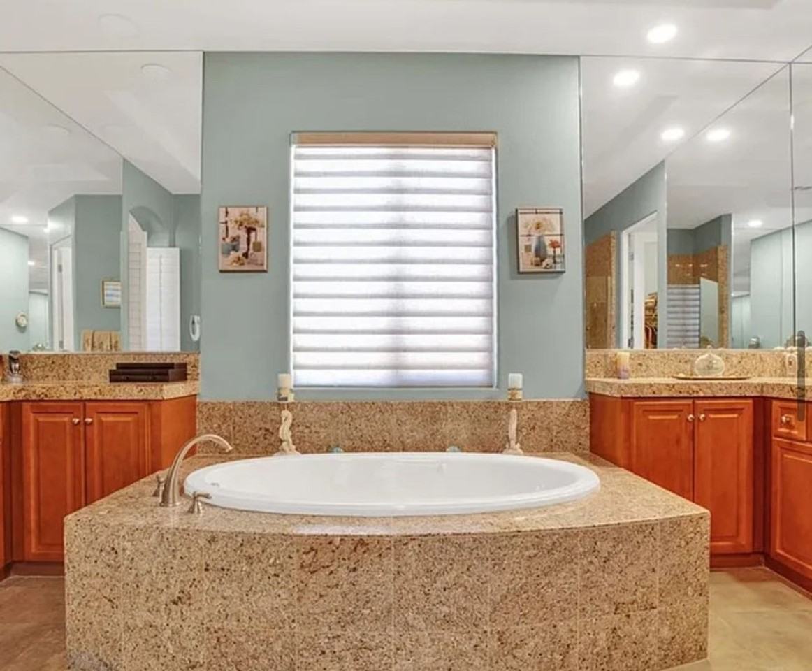 19207 Monterey St - Photo 6 of 47