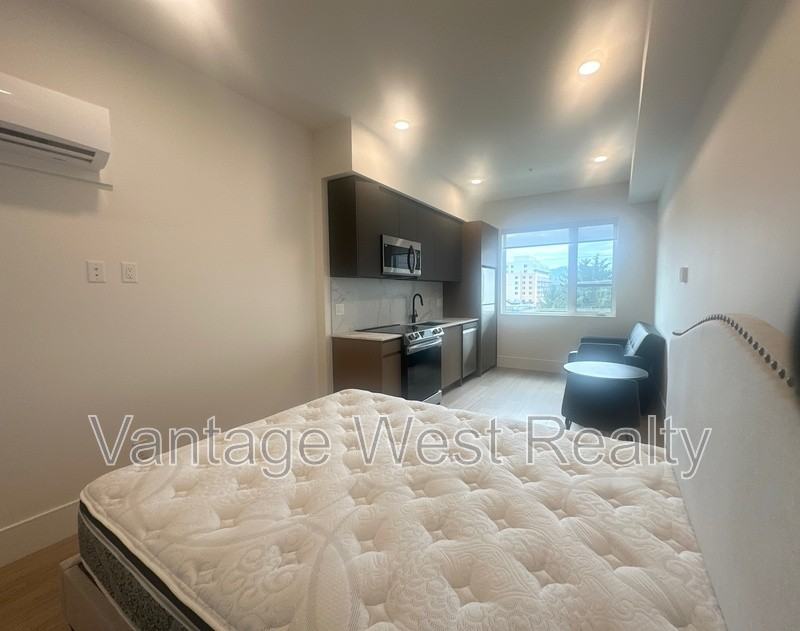 520 Klo Rd - Photo 3 of 10