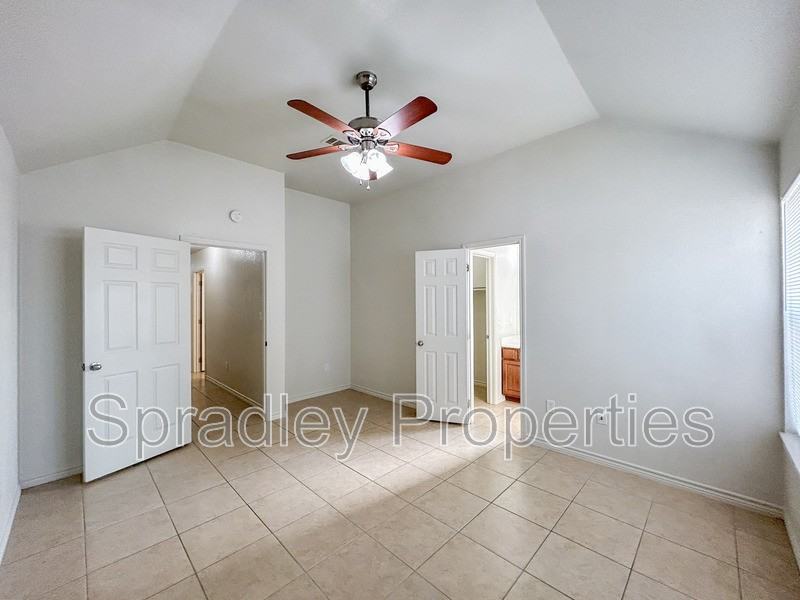 2520 Saulsbury Drive - Photo 7 of 11