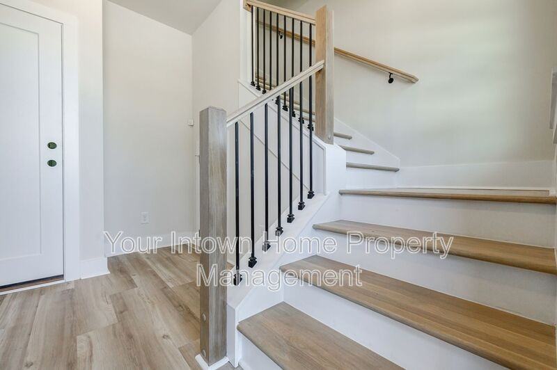 1132 W Marietta St Nw - Photo 5 of 23