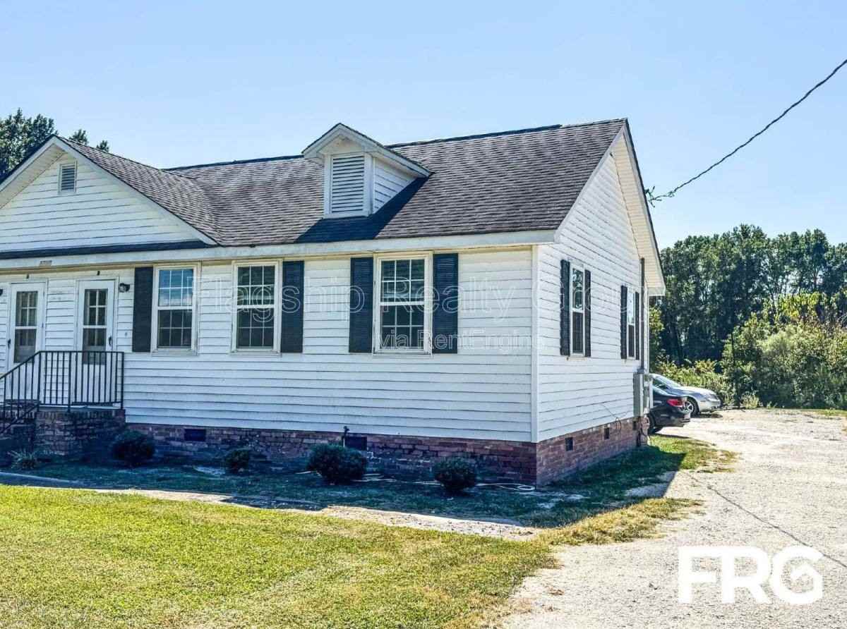 1716 Tommys Rd #B - Photo 2 of 10