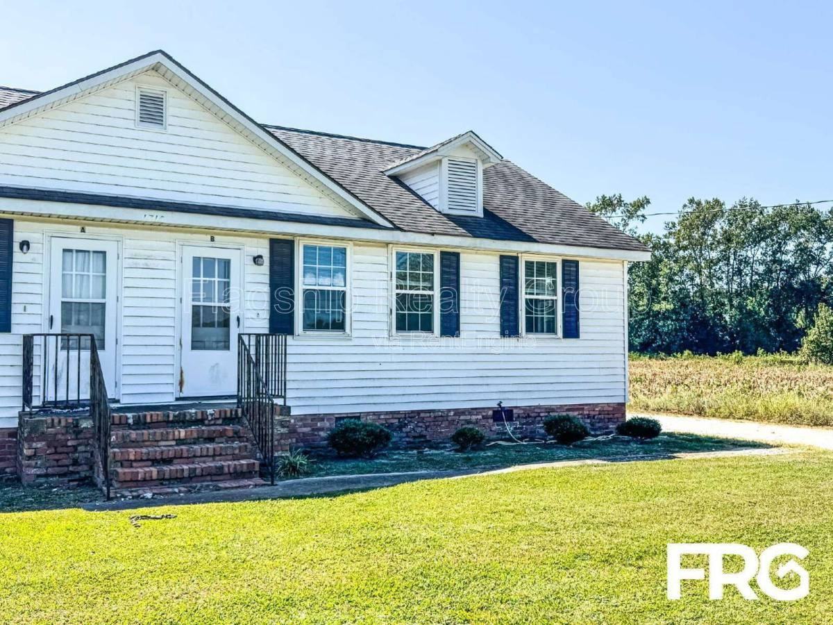 1716 Tommys Rd #B - Photo 3 of 10