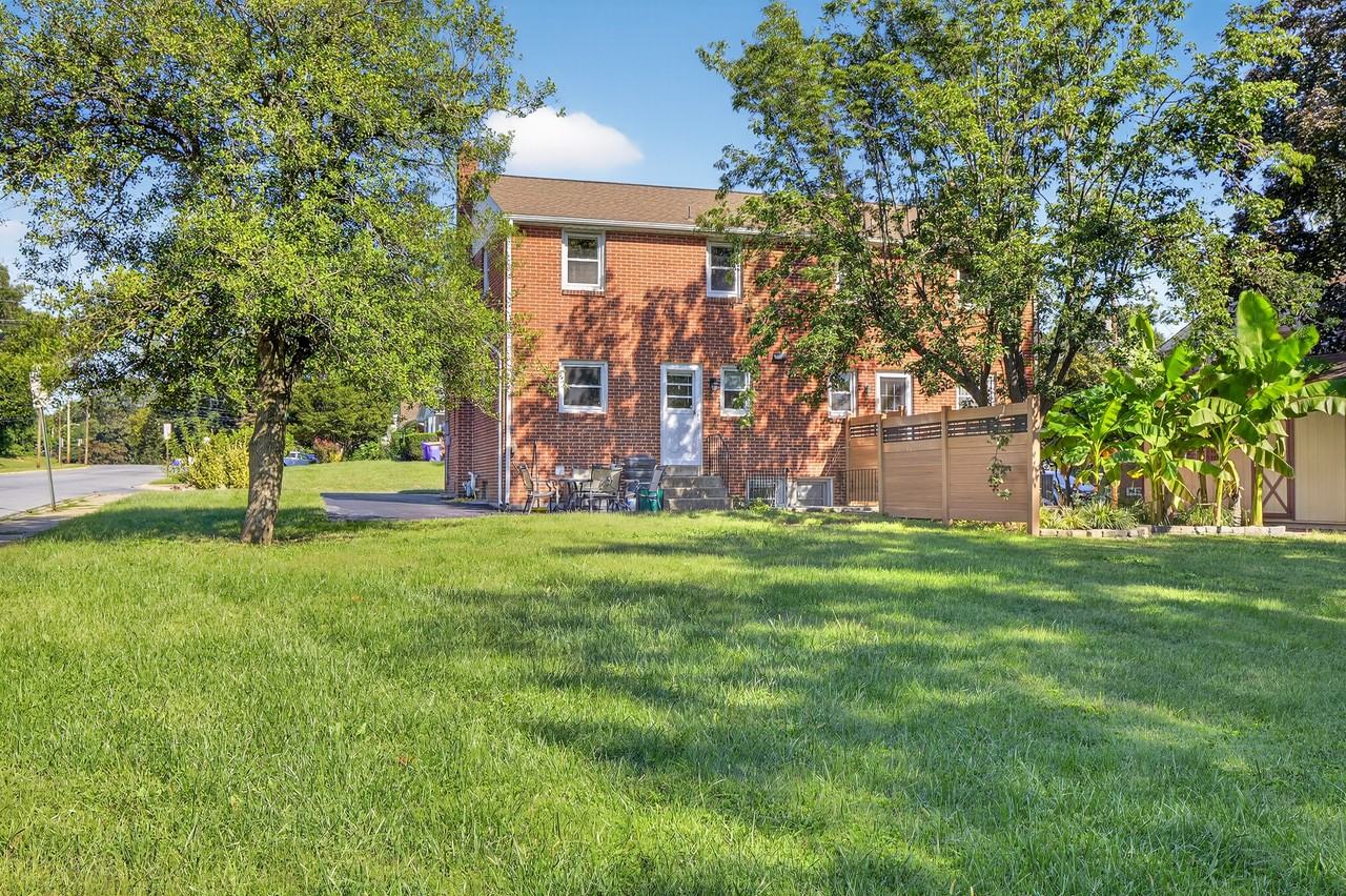 162 New St - Photo 3 of 32