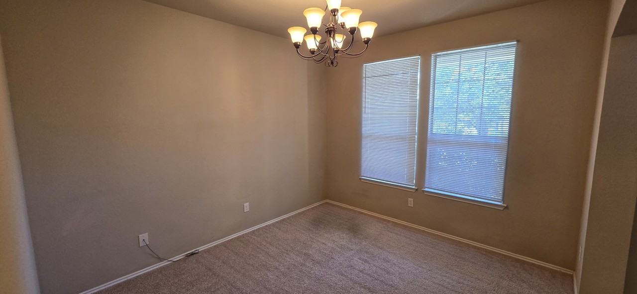 6808 Rosita Oak Dr - Photo 6 of 44