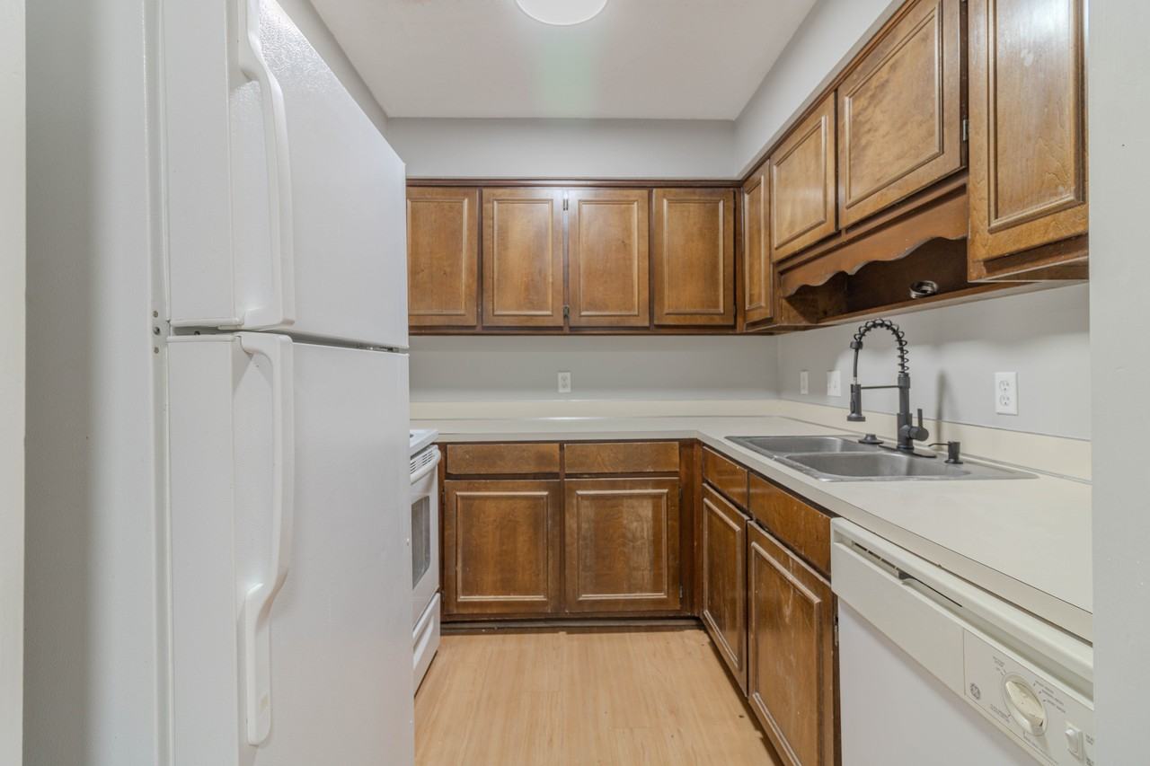 3658 Maryland Cir - Photo 6 of 7