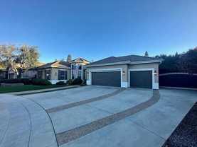 102 El Paso Ave - Photo 1 of 1