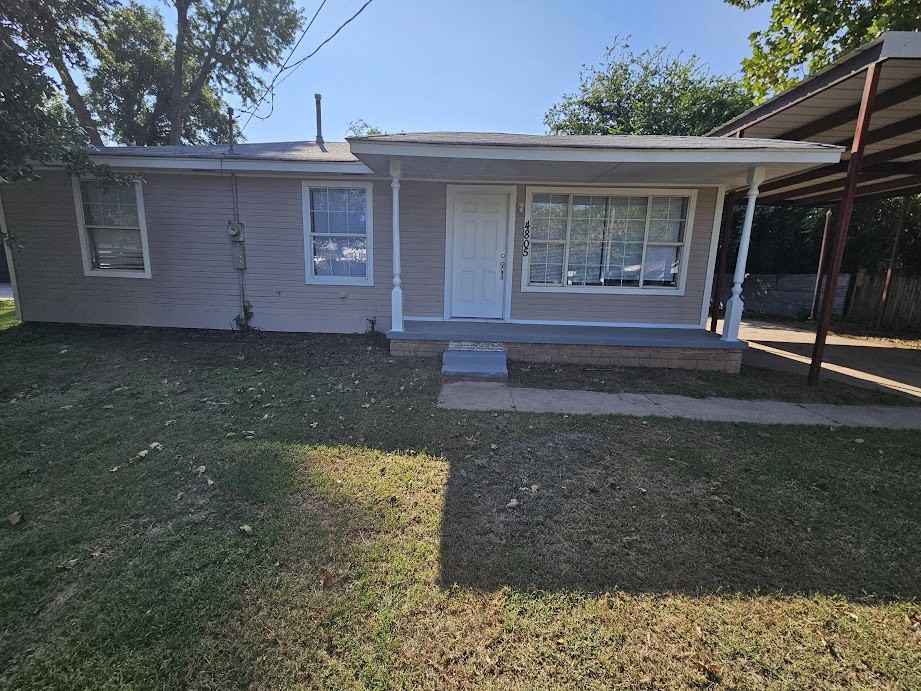 4805 Chester St - Photo 2 of 19