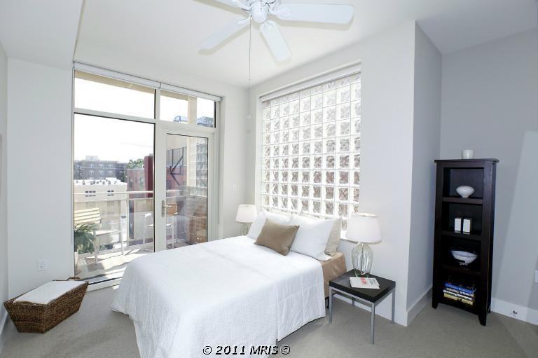 1348 Euclid St Nw #307 - Photo 5 of 9