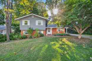 3207 Fair Woods Pkwy - Photo 1 of 1