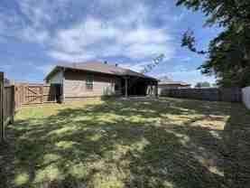 16 Lilly Ann Cir - Photo 1 of 1