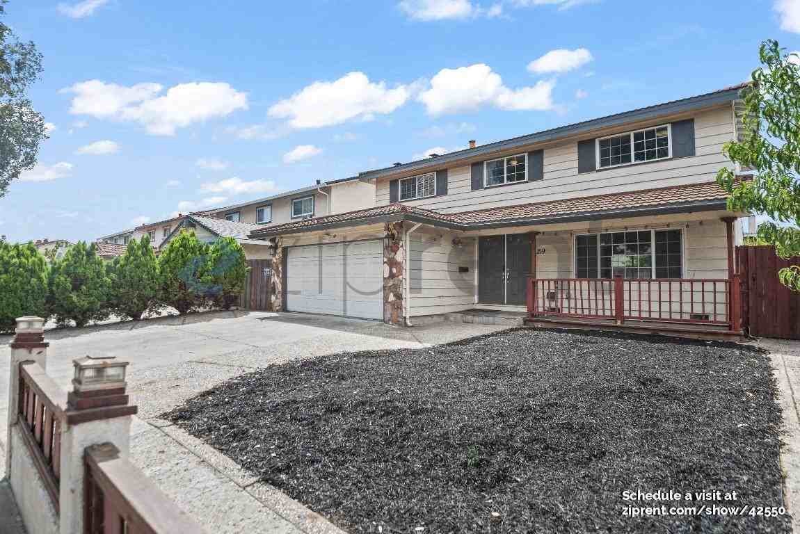 219 Page Mill Dr - Photo 2 of 34