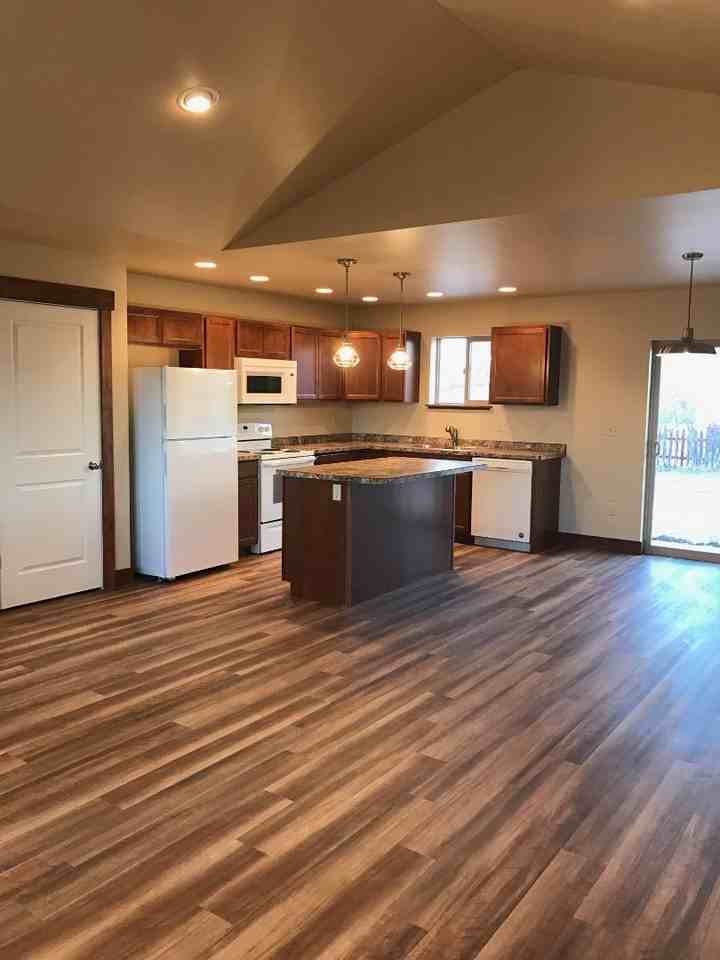 280 Ivy - Photo 2 of 8