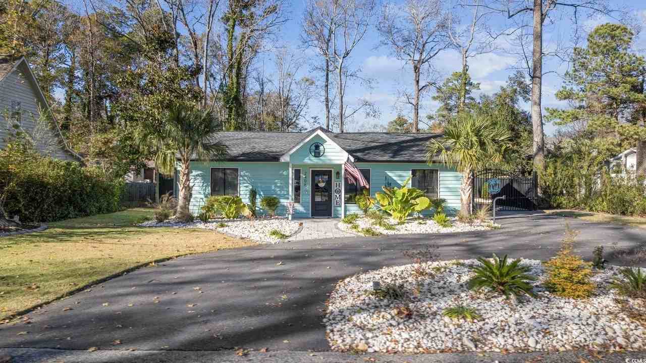 2406 Bert Dr - Photo 2 of 40