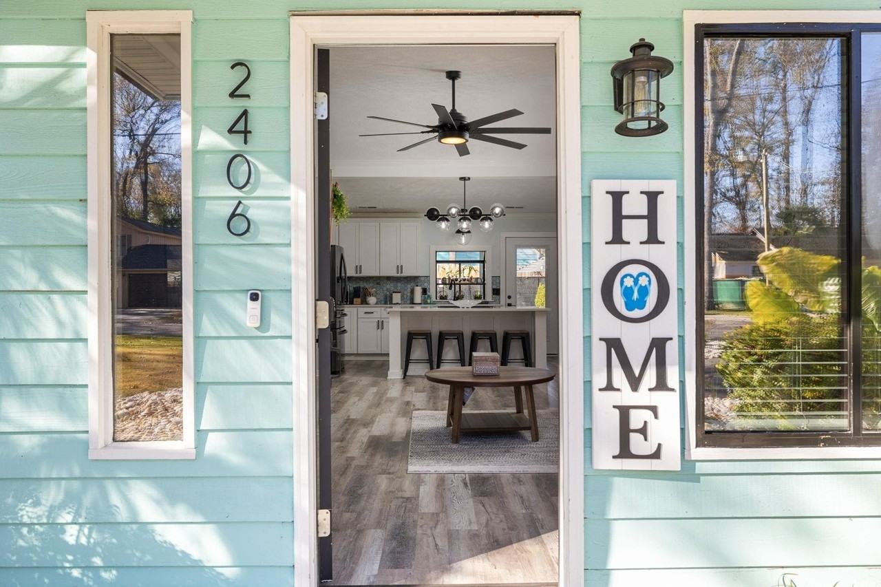 2406 Bert Dr - Photo 4 of 40