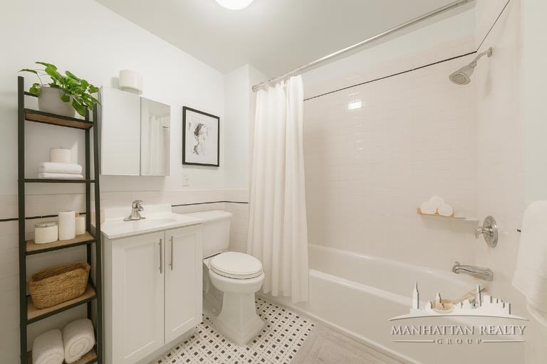 W 56th St #4B - Photo 4 of 4