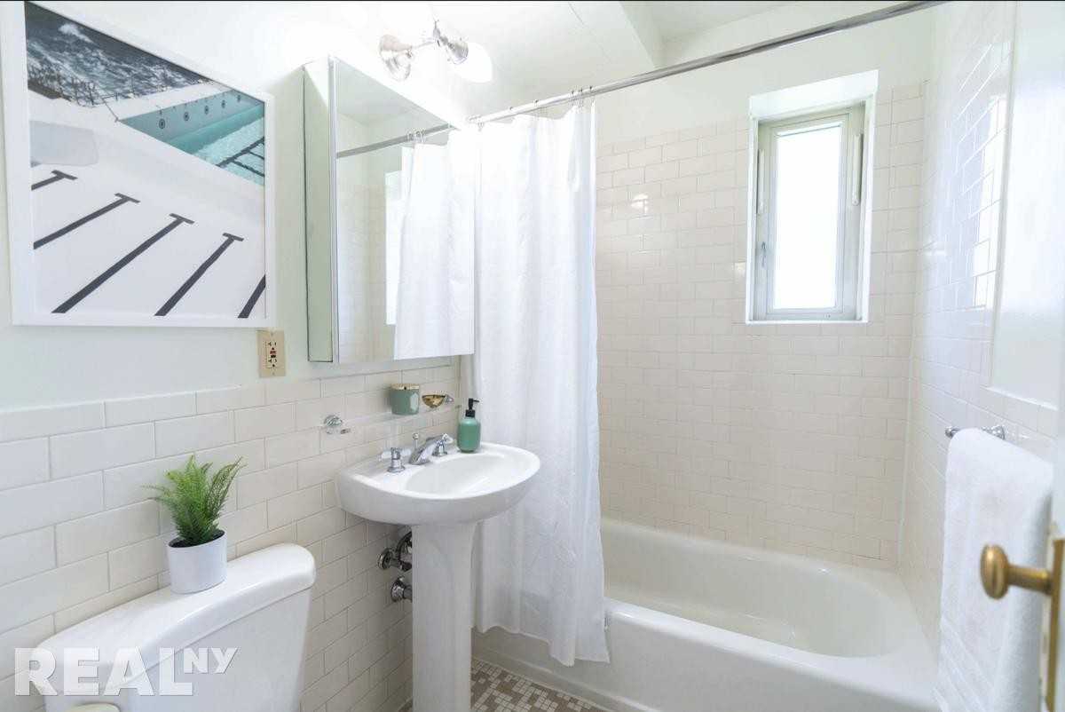 1st Ave #5B - Photo 2 of 6