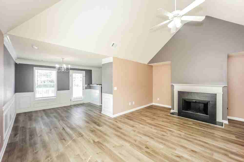 1906 Dalton Way - Photo 4 of 17